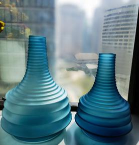 Glass vase YR2105