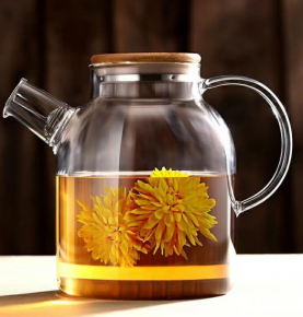 Glass drinking ware  